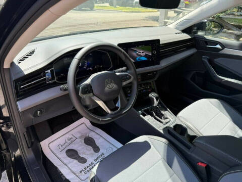 2025 Volkswagen Jetta SE