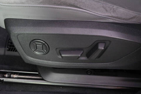 2022 Audi Q3 quattro S line Prem Plus 45 TFSI