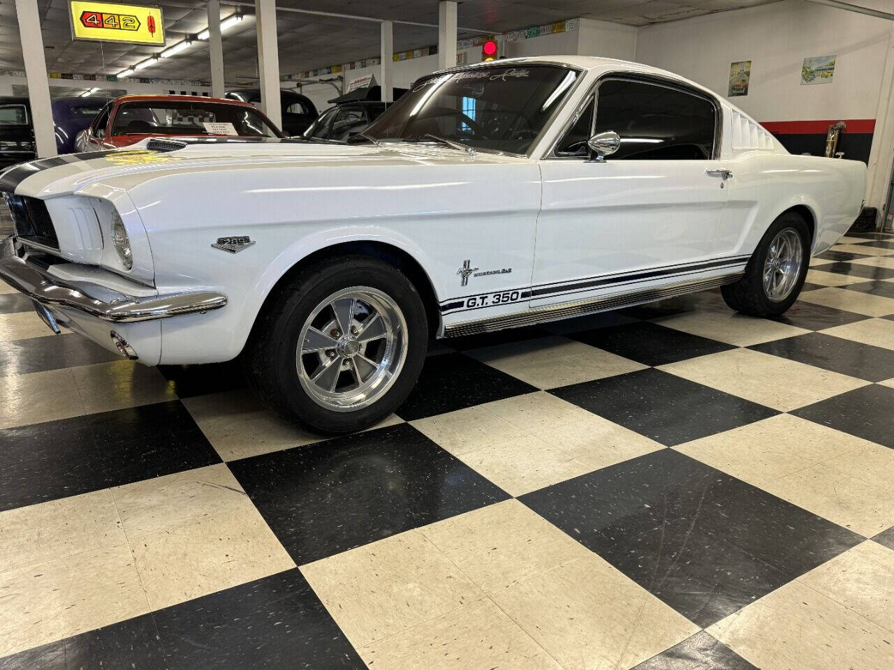 1965 Ford Mustang 11
