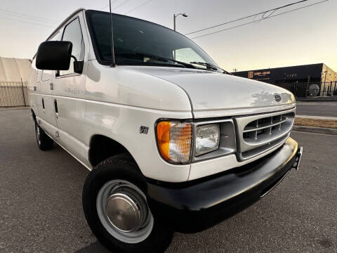 2000 Ford E-250
