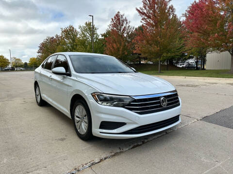 2019 Volkswagen Jetta for sale at Raptor Motors in Chicago IL