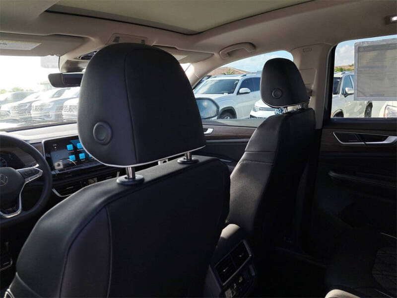 2025 Volkswagen Atlas SEL Premium R-Line 4Motion