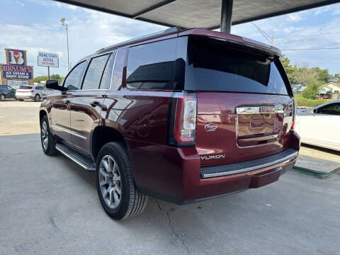 2017 GMC Yukon Denali