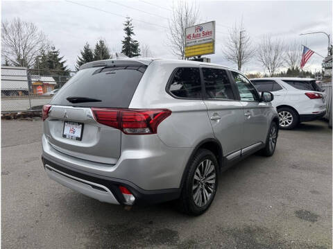 2020 Mitsubishi Outlander
