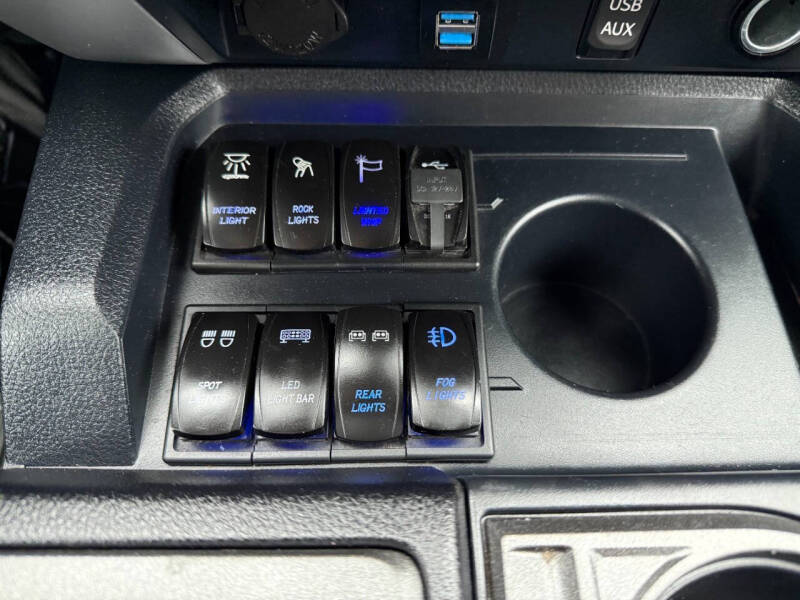 2016 Toyota Tundra SR5