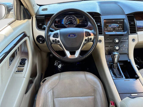 2015 Ford Taurus Limited