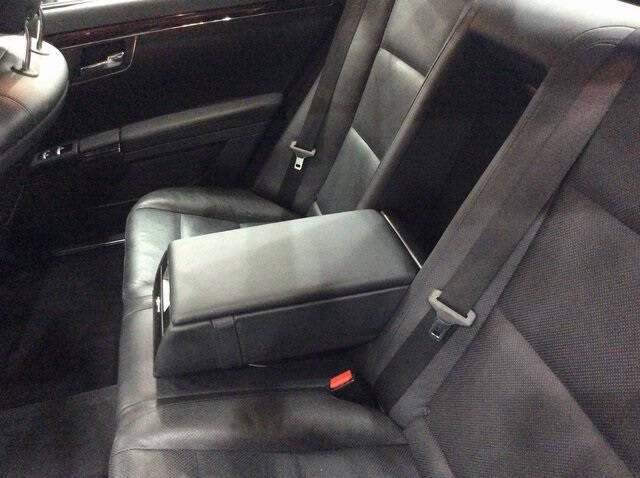 2011 Mercedes-Benz S-Class S 550 4MATIC