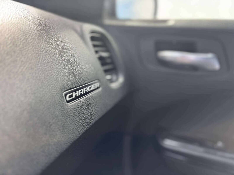 2019 Dodge Charger SXT