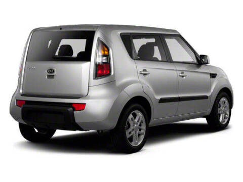 2010 Kia Soul +