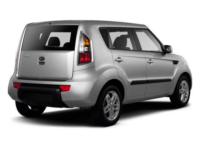 2010 Kia Soul +