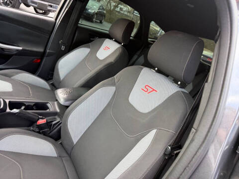 2017 Ford Focus ST