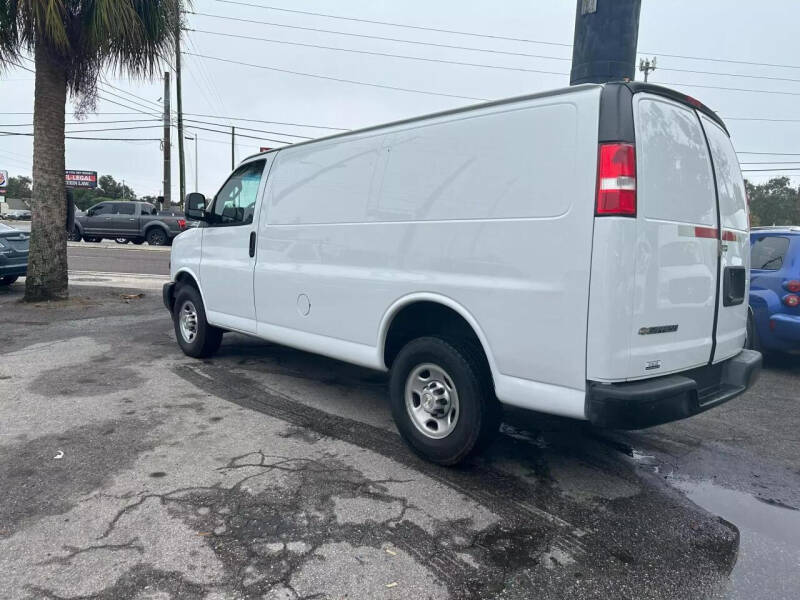 2020 Chevrolet Express 2500