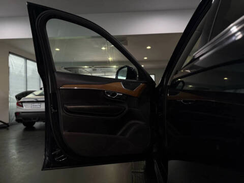 2016 Volvo XC90 T6 Inscription