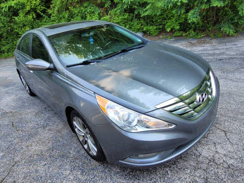 2013 Hyundai Sonata for sale at BHT Motors LLC in Imperial MO