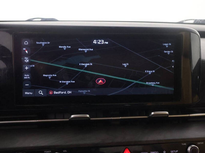 2023 Kia Carnival EX