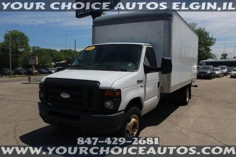 2014 Ford E-Series E 350 SD 2dr Commercial/Cutaway/Chassis 138 176 in. WB's photo