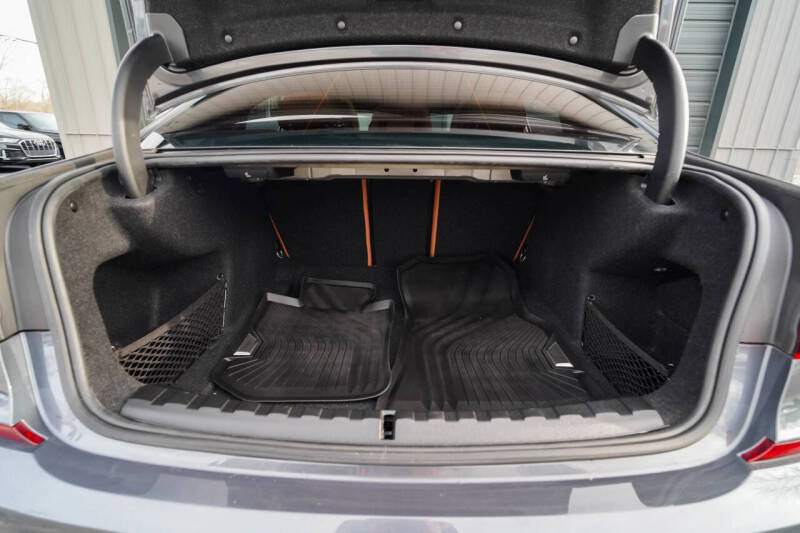 2021 BMW 3 Series 330i