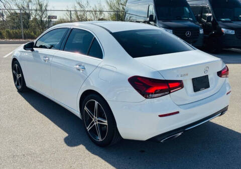 2019 Mercedes-Benz A-Class A 220