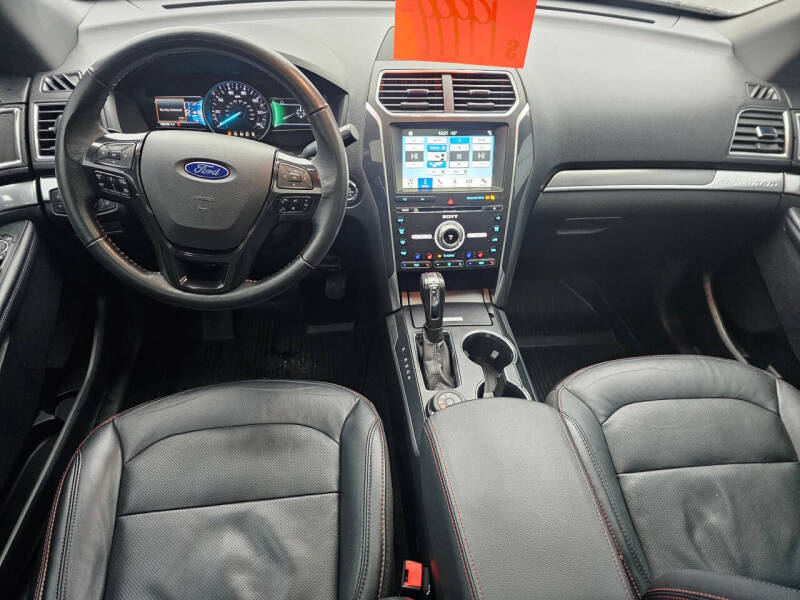 2018 Ford Explorer Sport