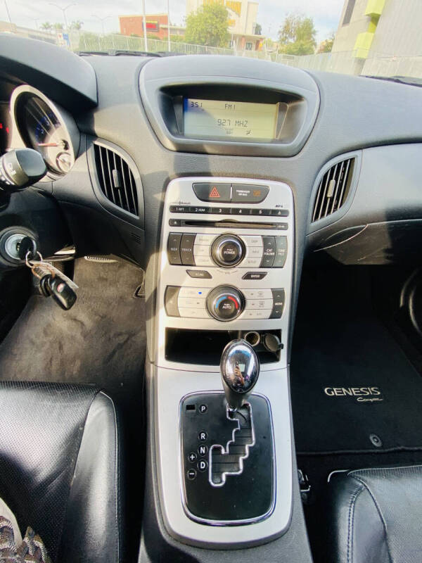 2010 Hyundai Genesis Coupe 3.8L