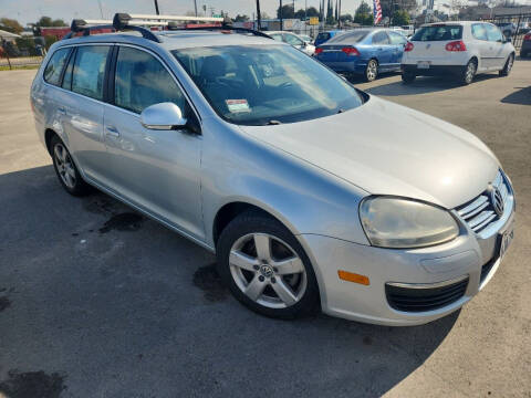 2009 Volkswagen Jetta for sale at COMMUNITY AUTO in Fresno CA