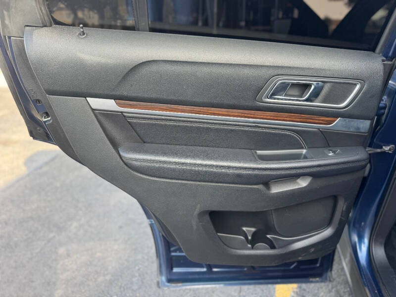 2017 Ford Explorer Limited