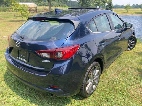 2018 Mazda MAZDA3 Touring