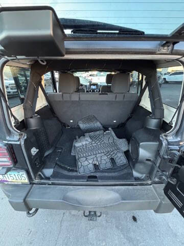 2012 Jeep Wrangler Unlimited Rubicon