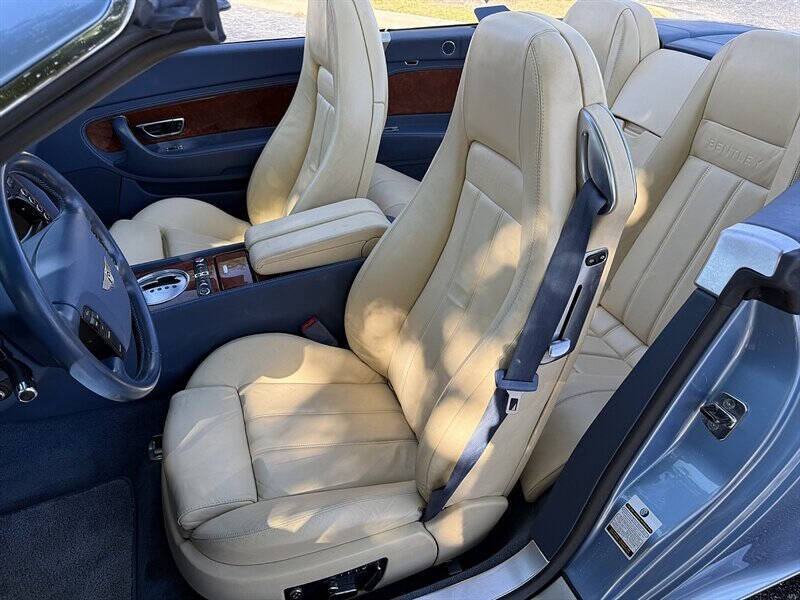 2007 Bentley Continental 28