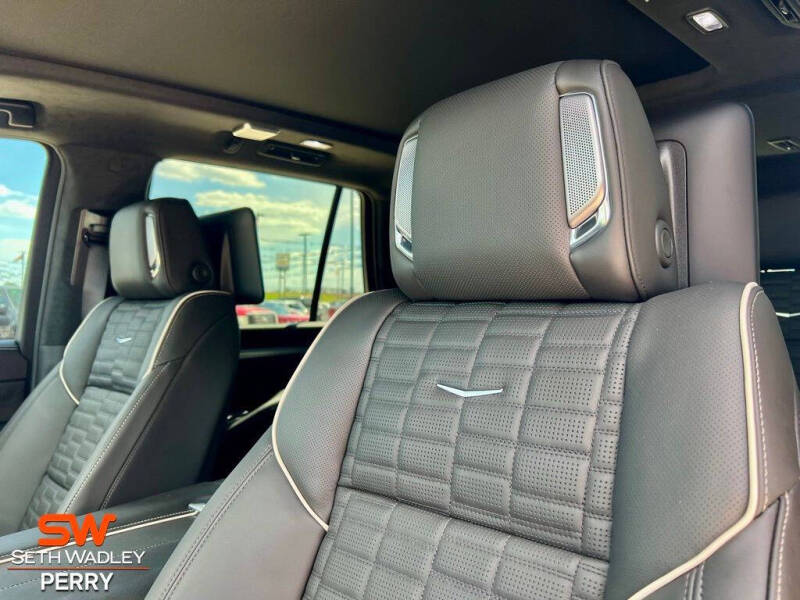 2025 Cadillac Escalade-V