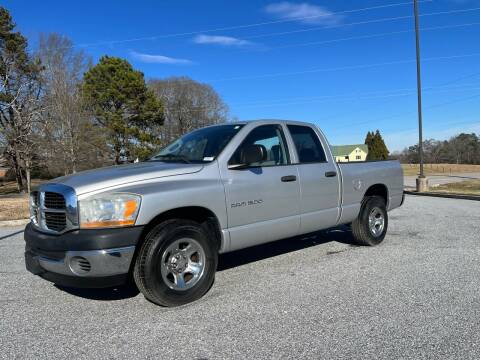 2006 Dodge Ram 1500 for sale at GTO United Auto Sales LLC in Lawrenceville GA