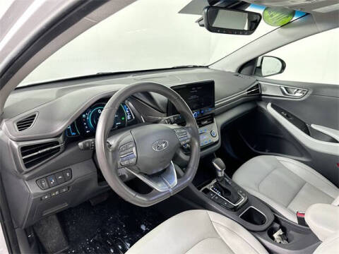 2022 Hyundai Ioniq Plug-in Hybrid Limited