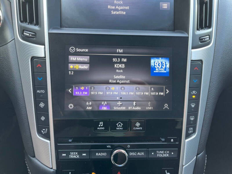 2022 Infiniti Q50 Luxe