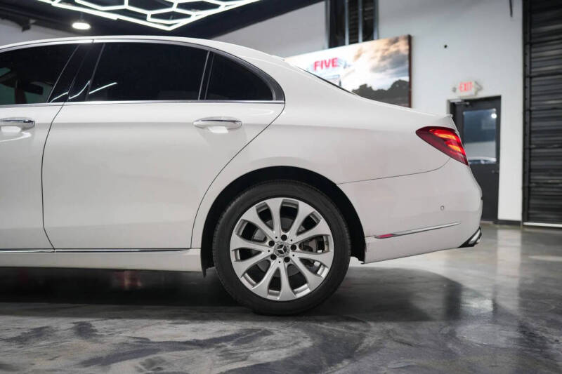 2018 Mercedes-Benz E-Class E 300