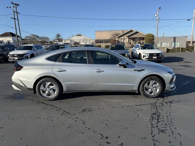 2025 Hyundai Sonata SE