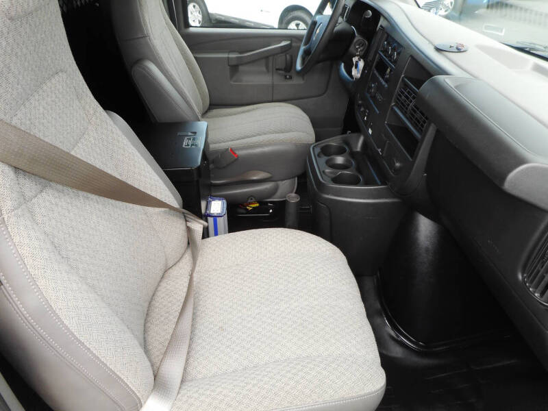 2016 Chevrolet Express 2500