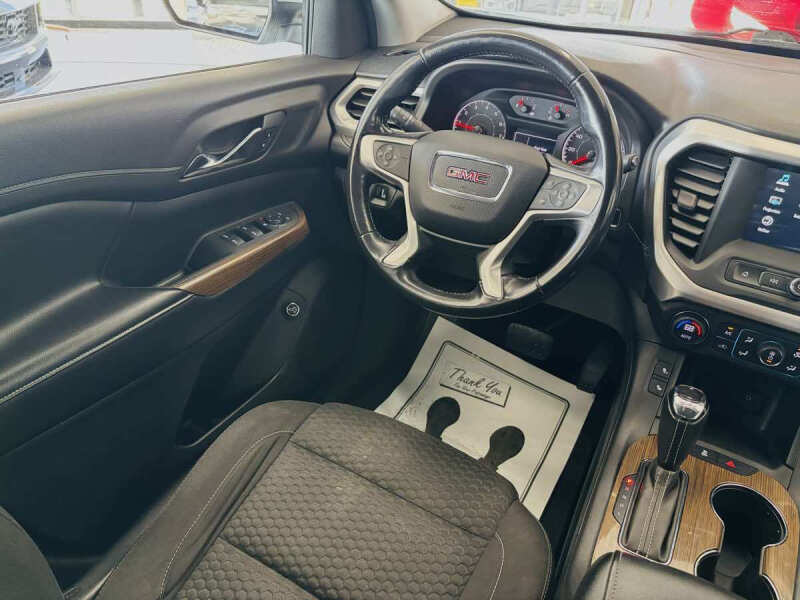 2019 GMC Acadia SLE-2