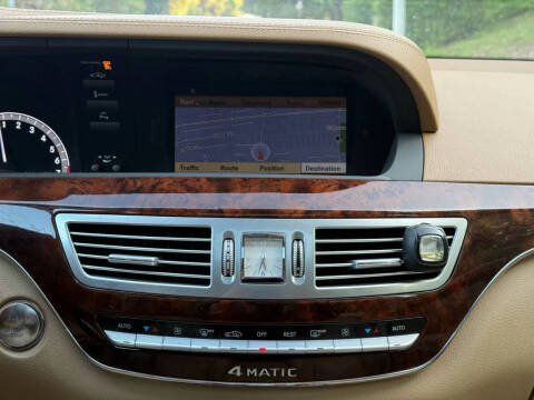 2012 Mercedes-Benz S-Class S 550 4MATIC