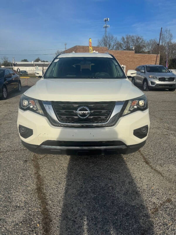 2017 Nissan Pathfinder Platinum