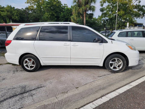2005 Toyota Sienna
