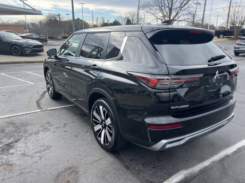 2026 Mitsubishi Outlander SE