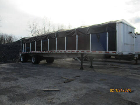 2002 Reitnouer Flat Bed for sale at ROAD READY SALES INC in Richmond IN
