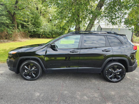 2018 Jeep Cherokee for sale at R & D Auto Sales Inc. in Lexington NC
