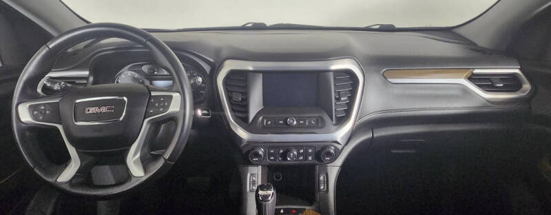 2017 GMC Acadia SLE-2