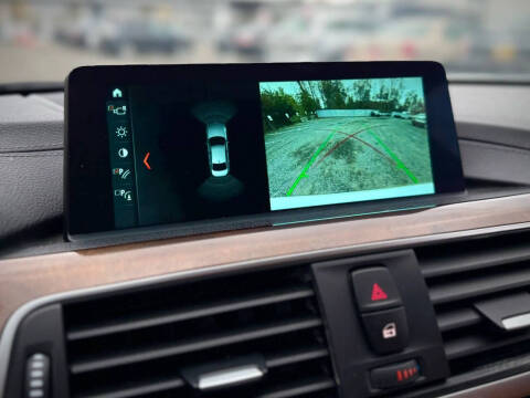 2018 BMW 3 Series 330i xDrive