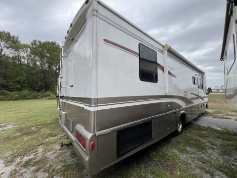 2000 Winnebago Adventurer