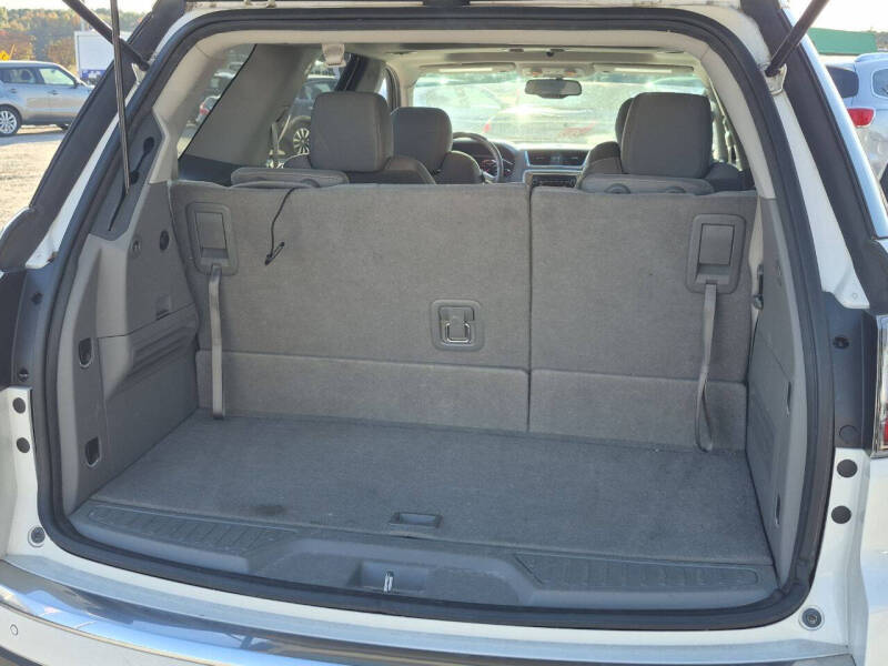 2013 GMC Acadia SLE-2