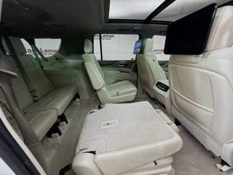 2022 Cadillac Escalade ESV Sport Platinum