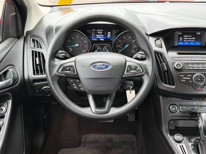 2017 Ford Focus SE