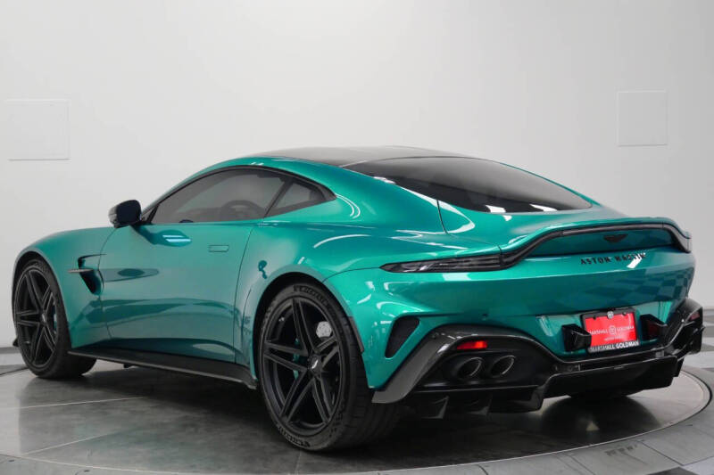 2025 Aston Martin Vantage